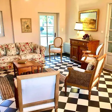 La Maison Des Champs